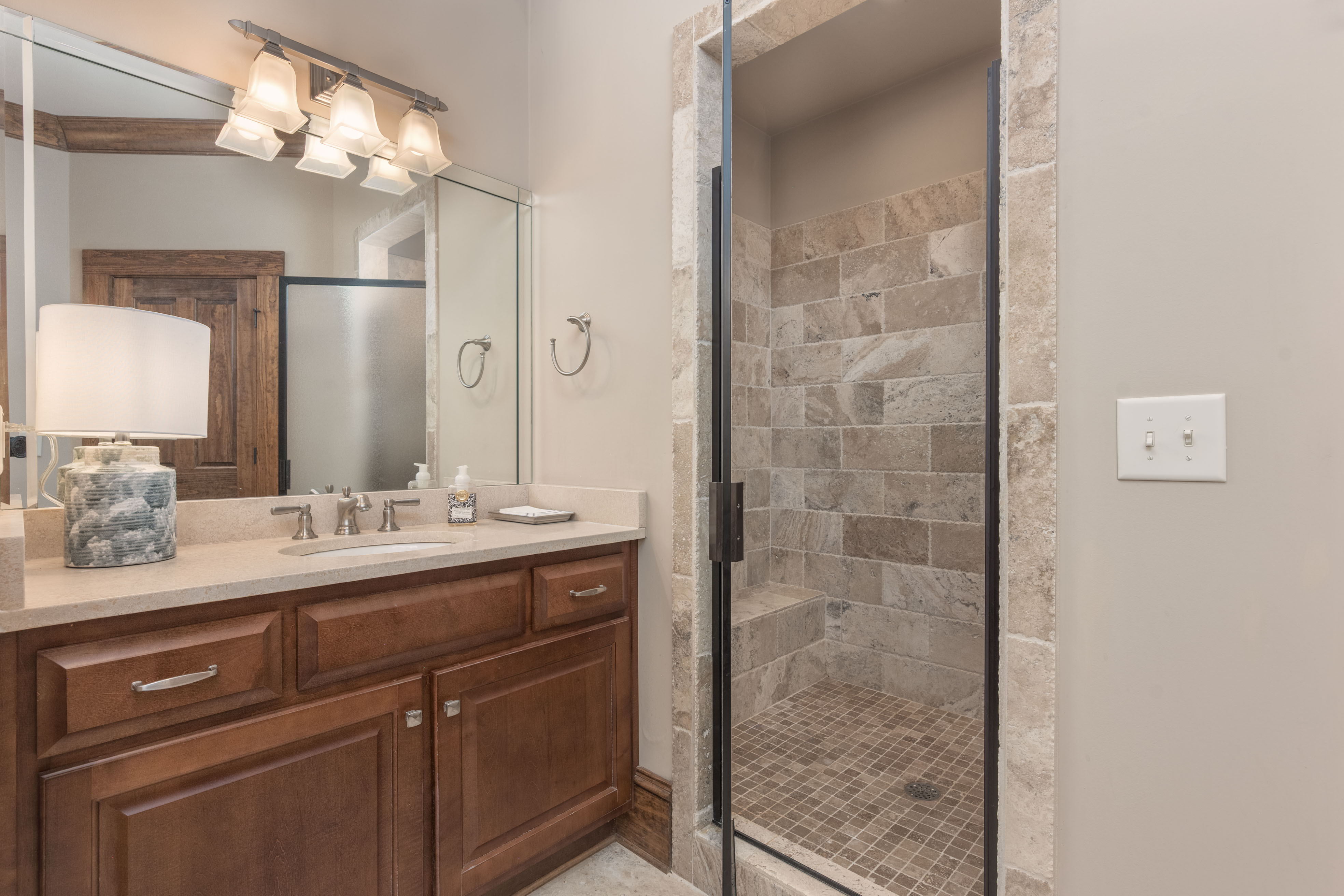 1040 Woodmont Ct. image 30